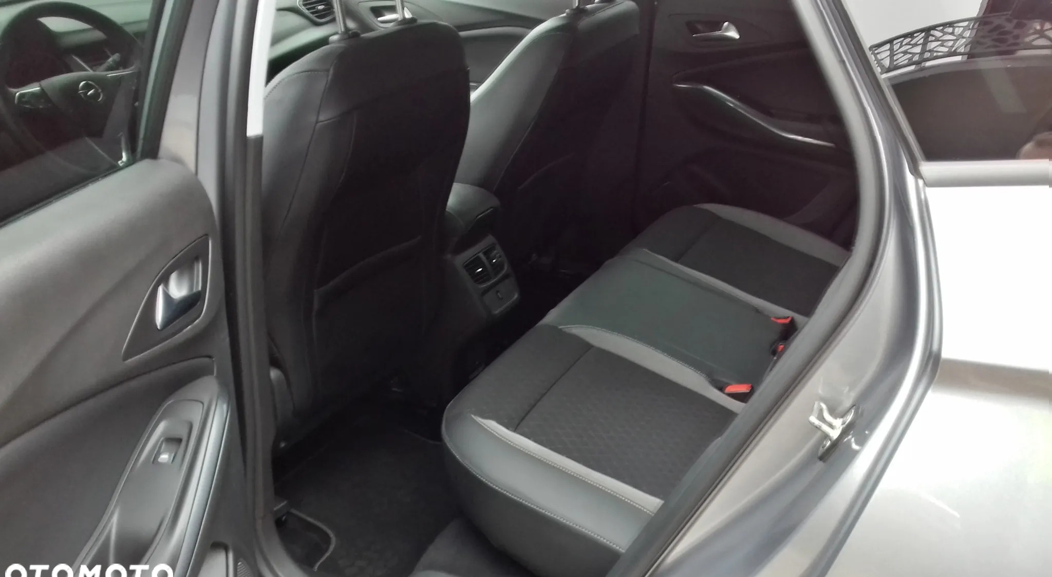 Opel Grandland X cena 65990 przebieg: 188000, rok produkcji 2020 z Wałbrzych małe 379